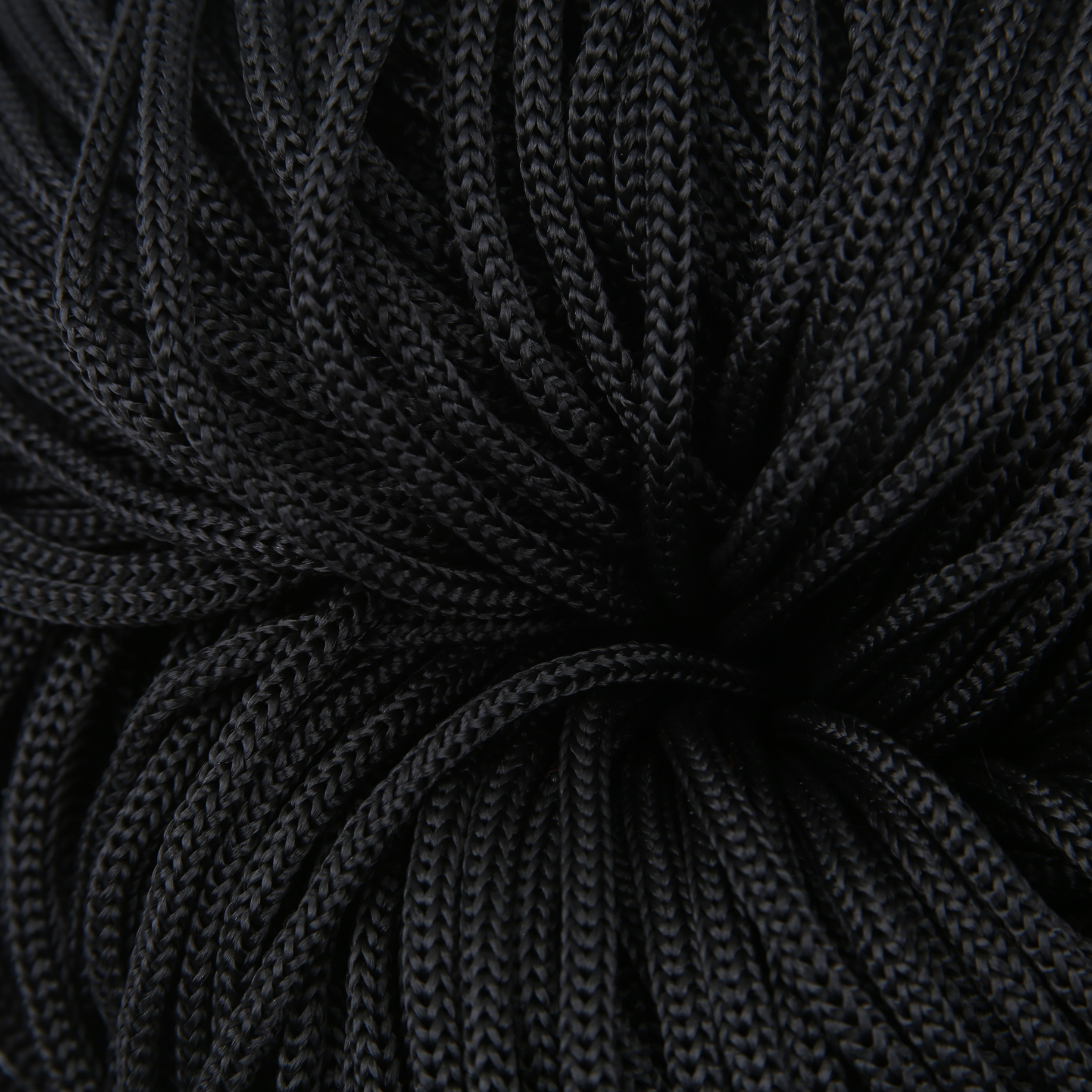 Шнур для одежды круглый цв черный 5мм (уп 100м) 5-022
